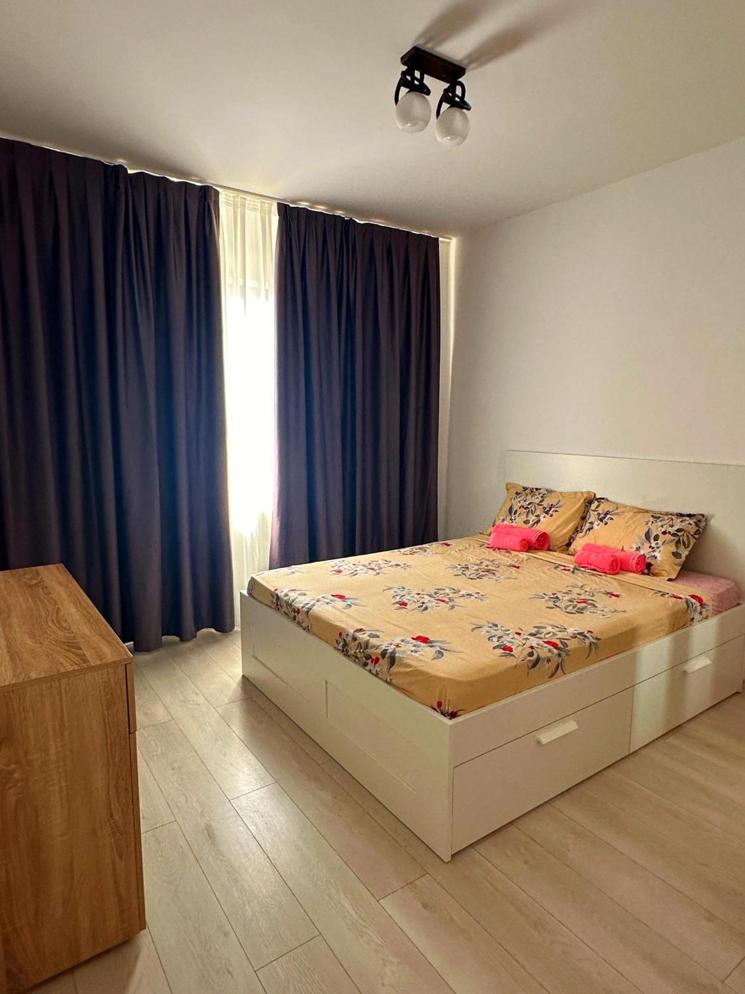 In Apart Hotel Bucarest Extérieur photo